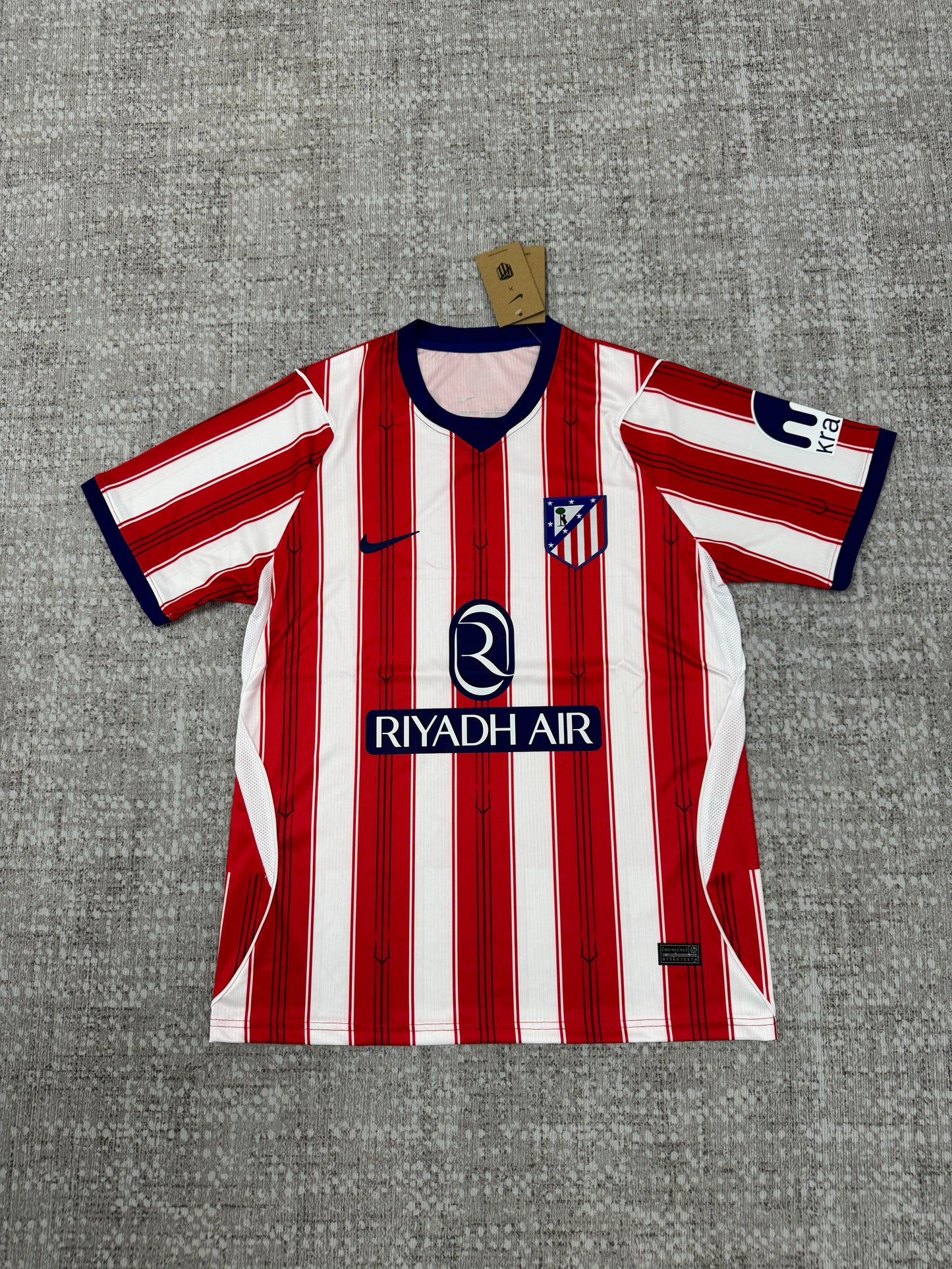 Atlético Madrid - 26/27 Home