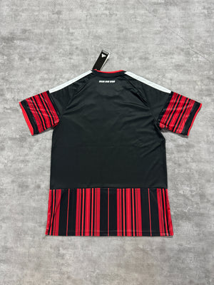 Eintracht Frankfurt - 26/27 Home