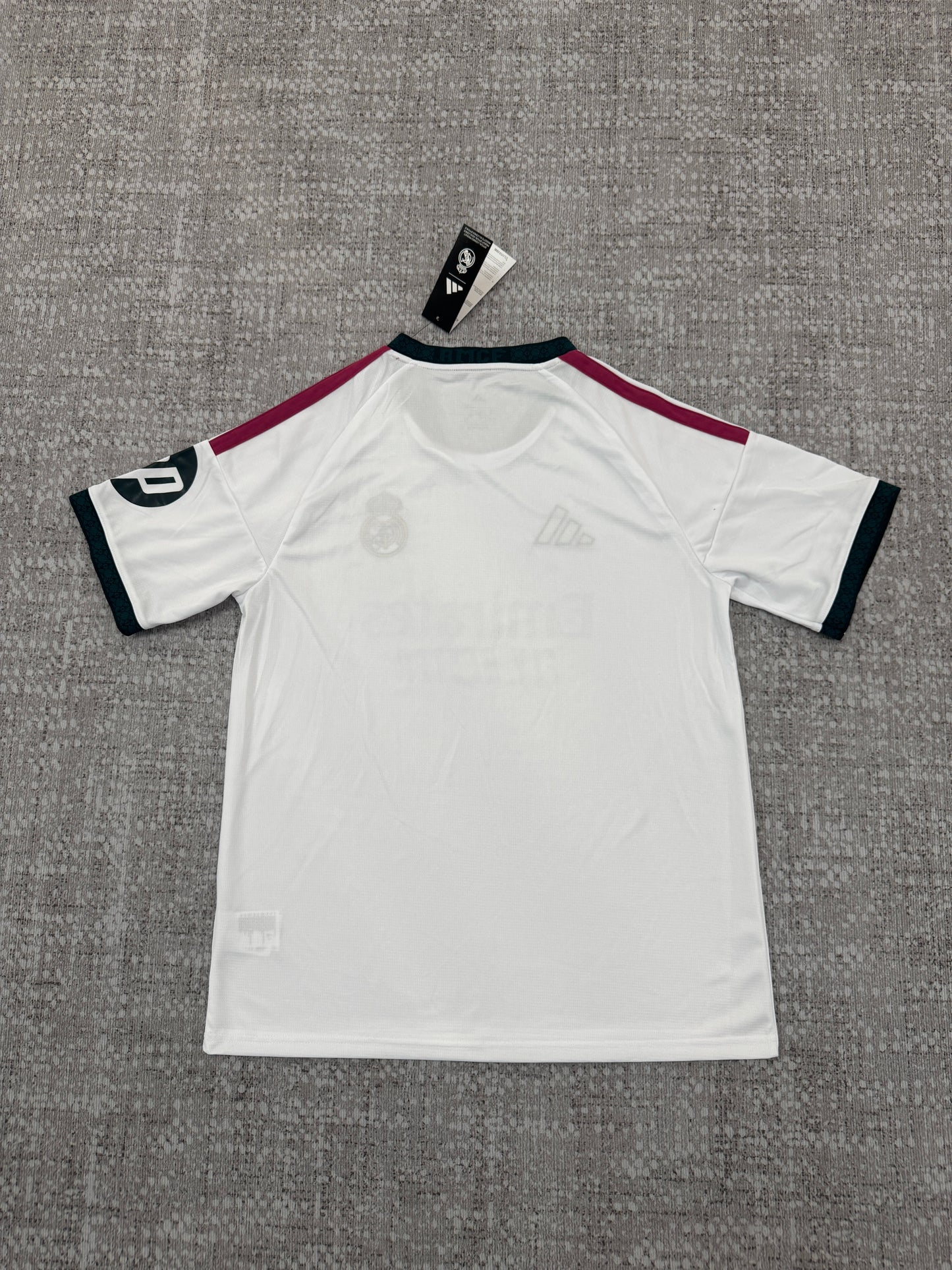 Real Madrid - 26/27 Home
