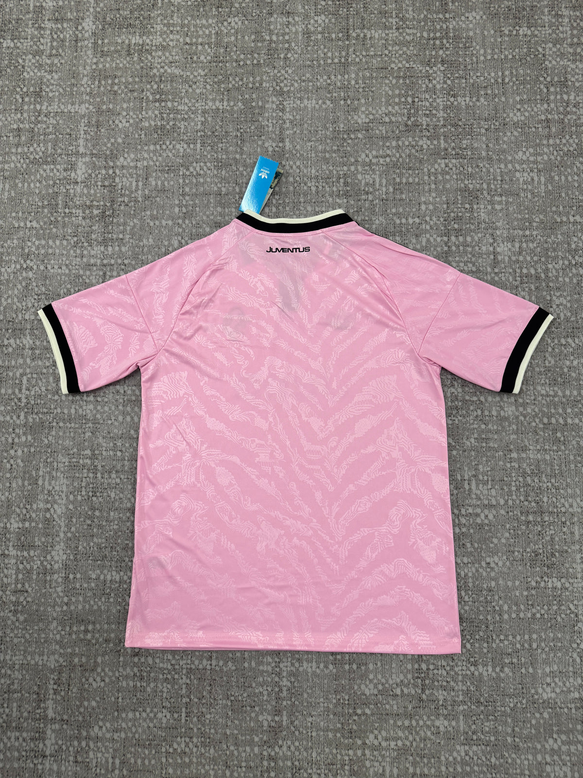 Juventus - 26/27 Away