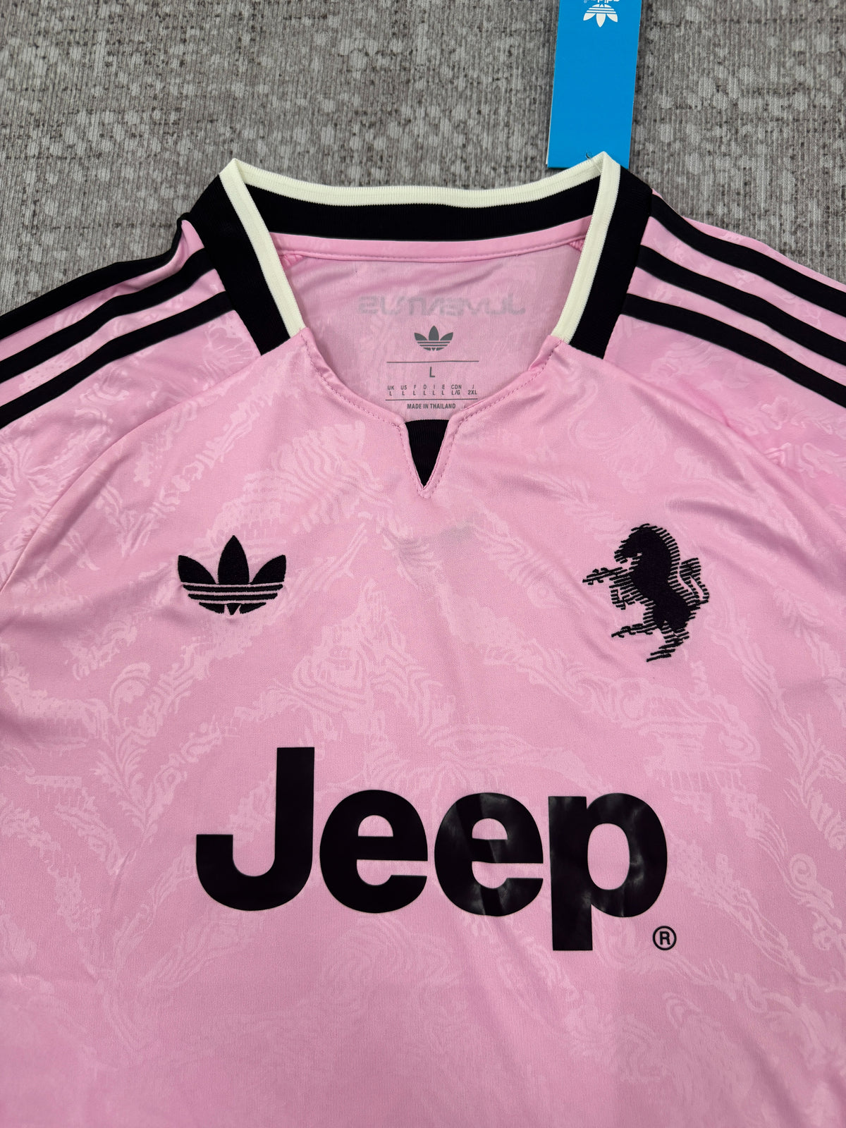 Juventus - 26/27 Away