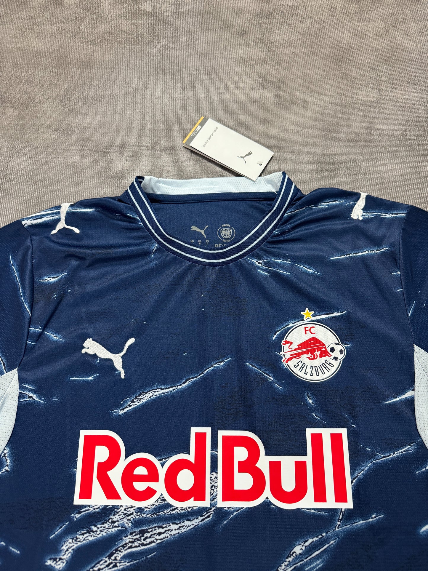 RedBull Salzburg - 26/27 Away
