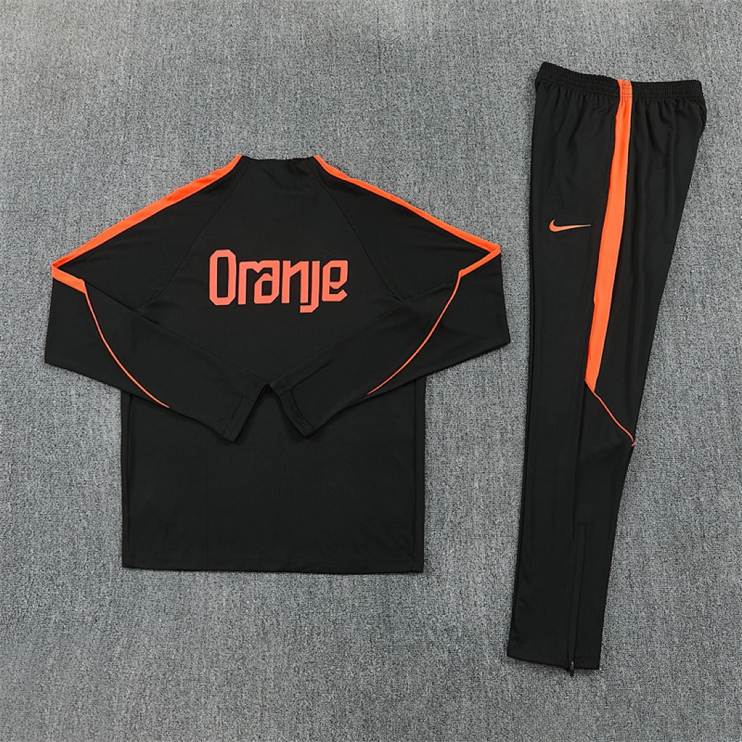 Netherlands - 26/27 Tracksuit