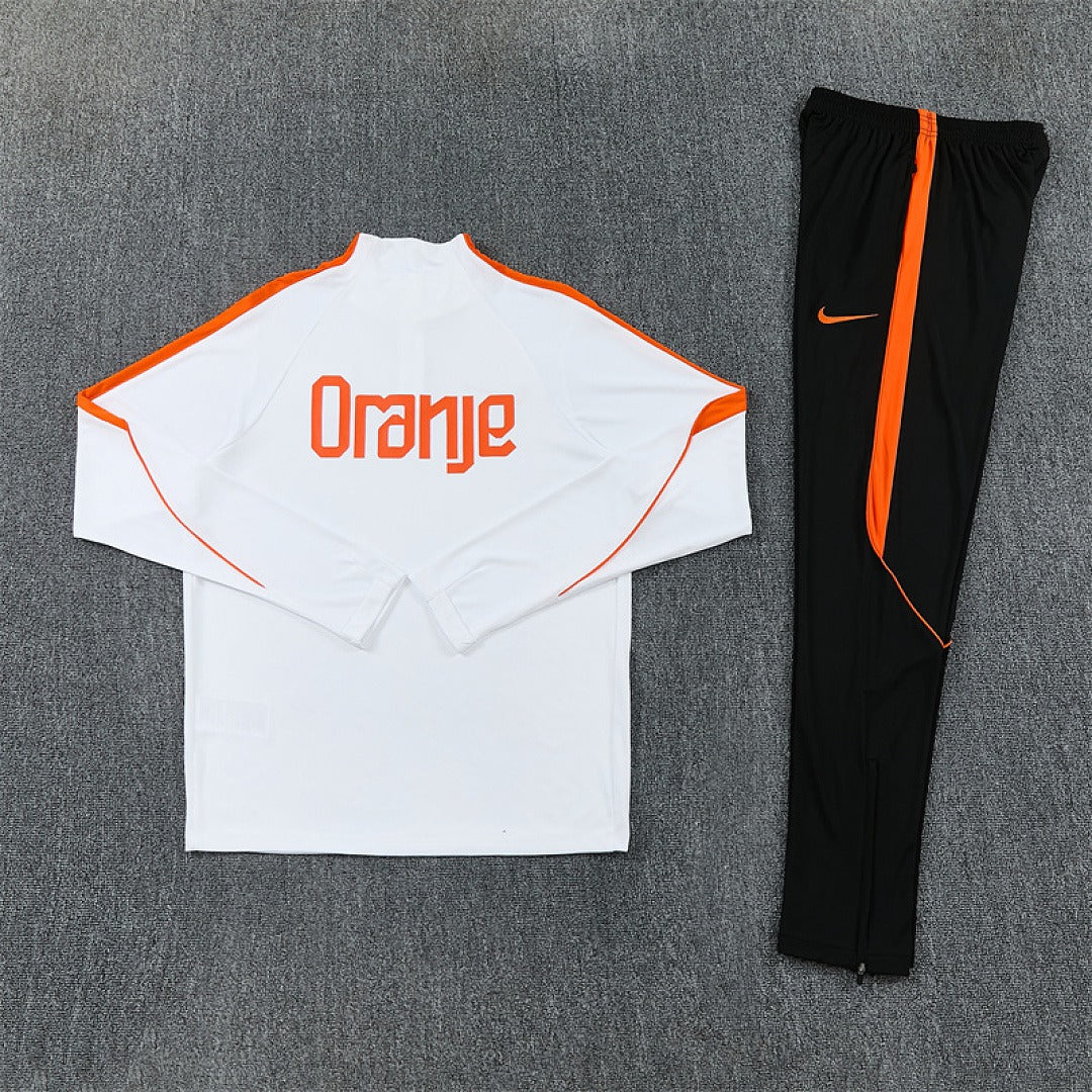 Netherlands - 26/27 Tracksuit