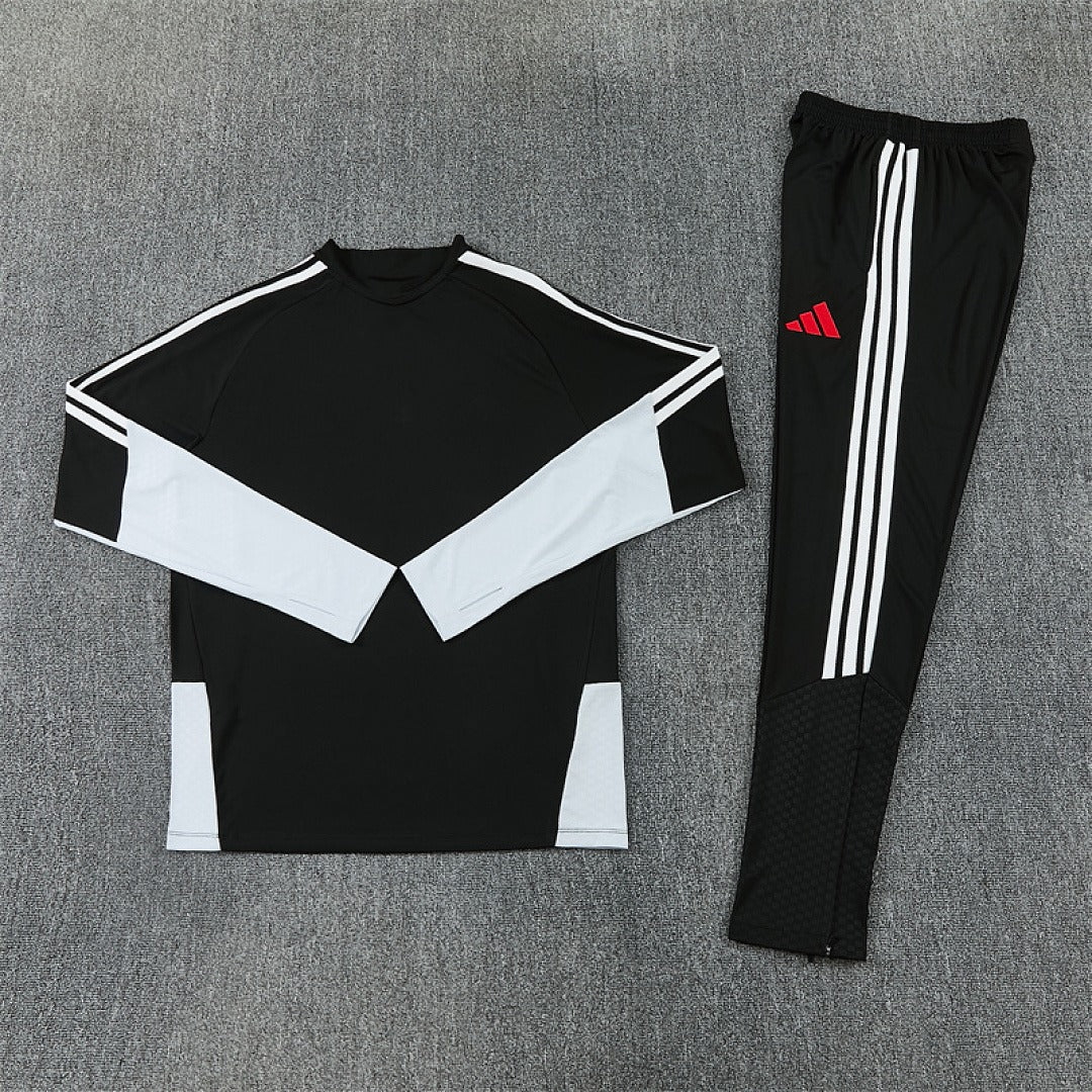 Liverpool - 26/27 Tracksuit