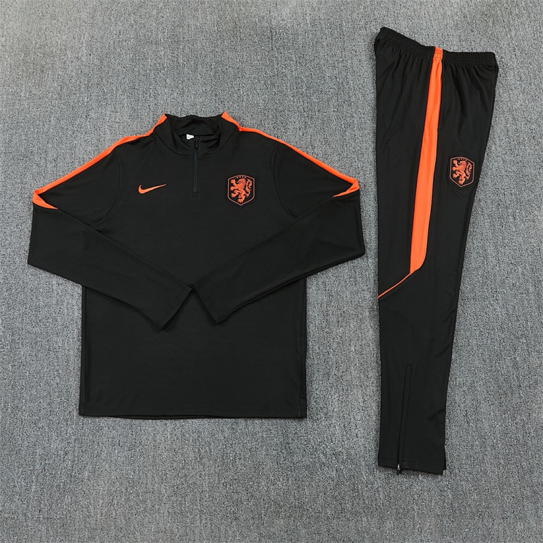 Netherlands - 26/27 Tracksuit