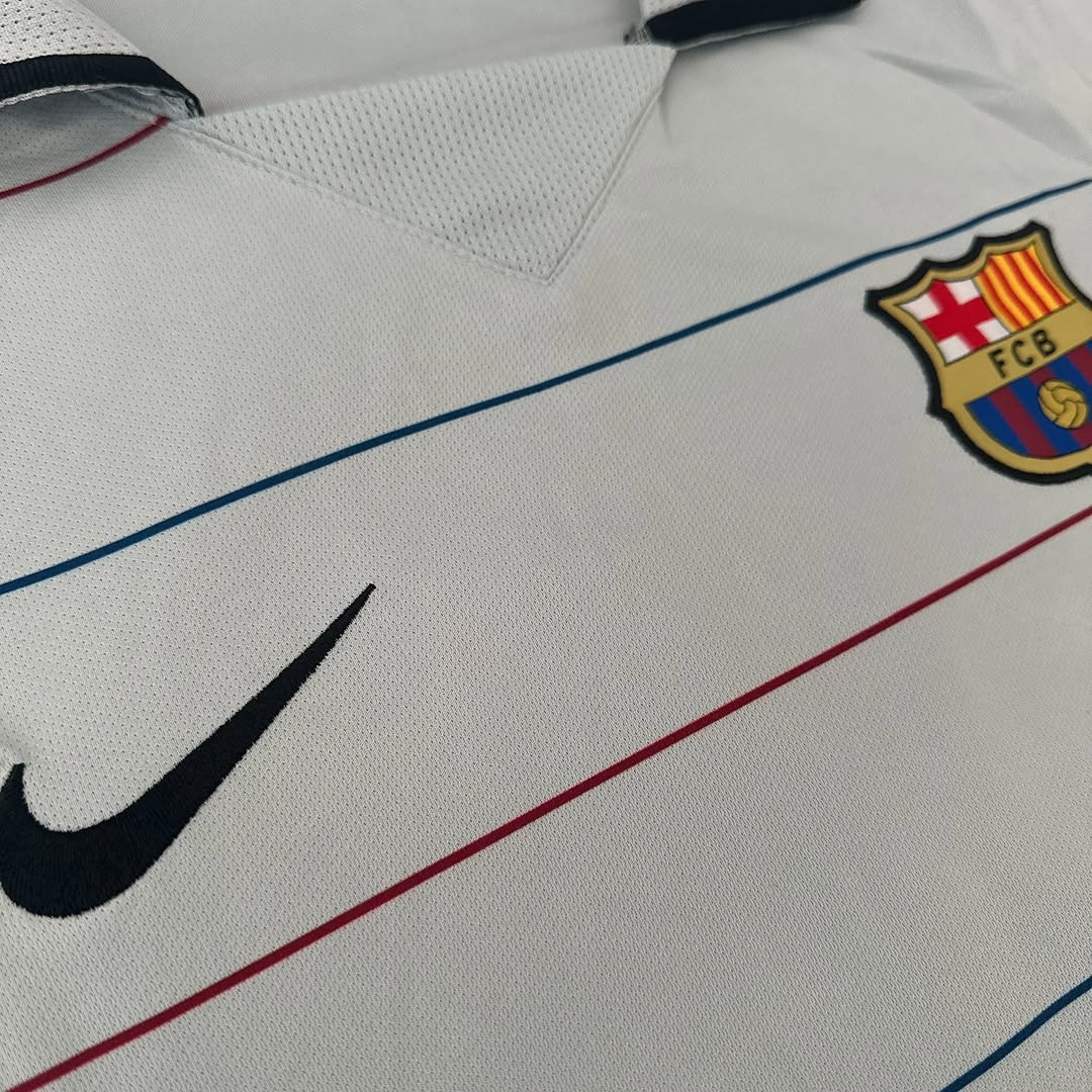 FC Barcelona - 03/04 Away - Ronaldinho