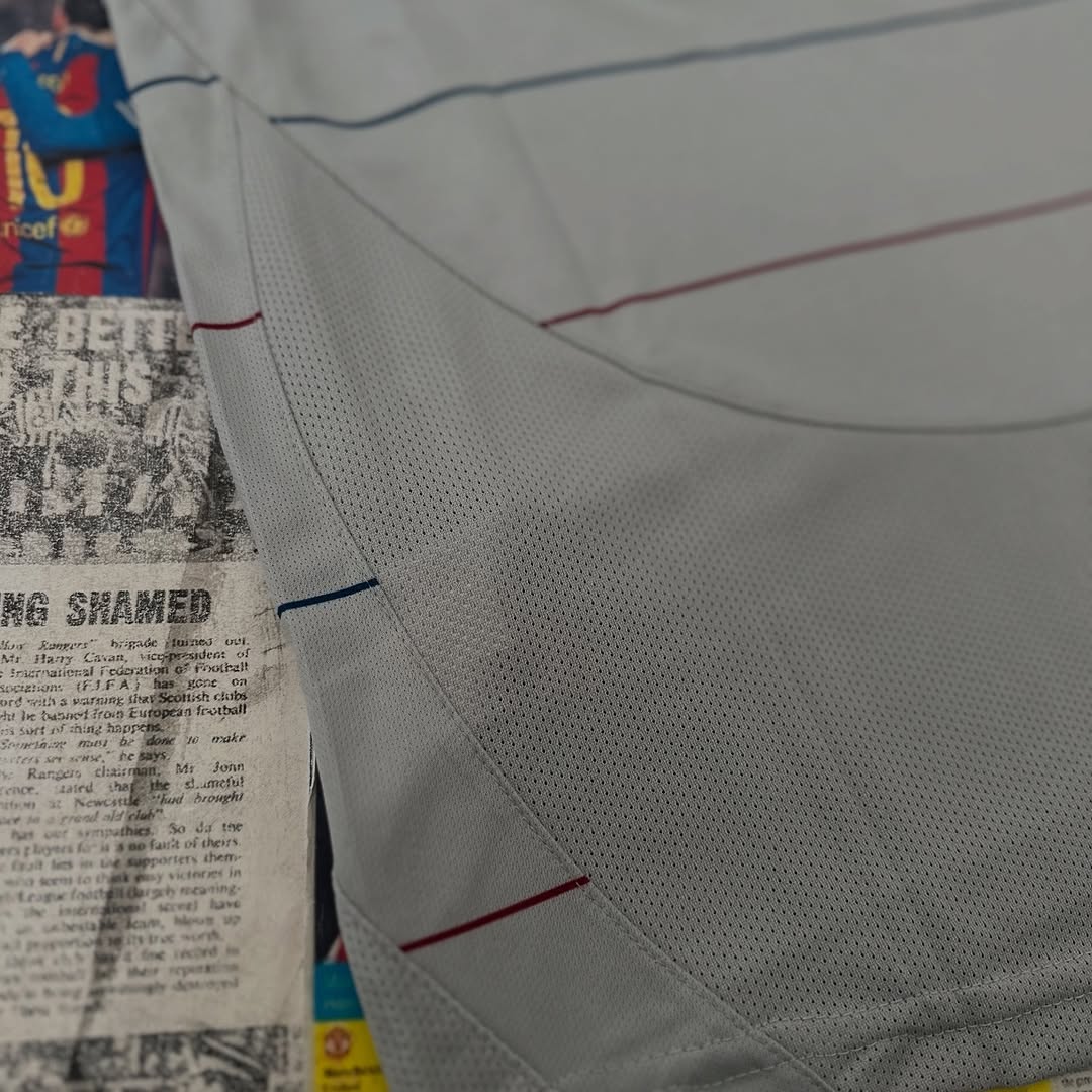 FC Barcelona - 03/04 Away - Ronaldinho