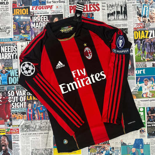 AC Milan - 10/11 Home - Ronaldinho