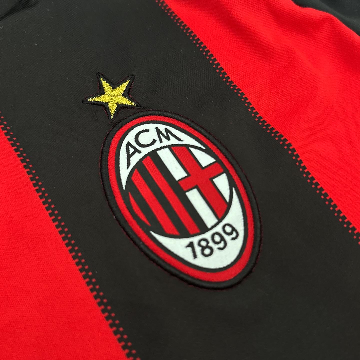 AC Milan - 10/11 Home - Ronaldinho