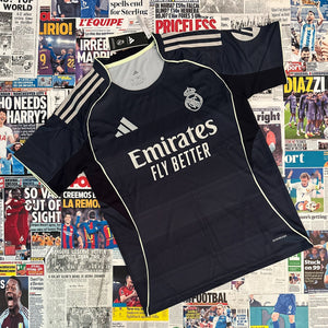 Real Madrid - 25/26 Away