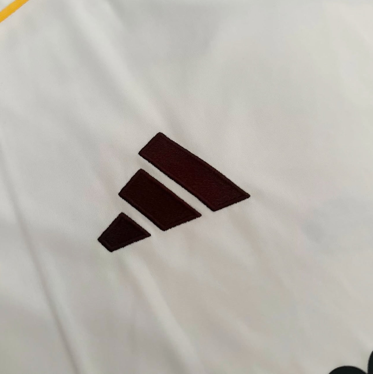 Real Madrid - 25/26 Home - Trent