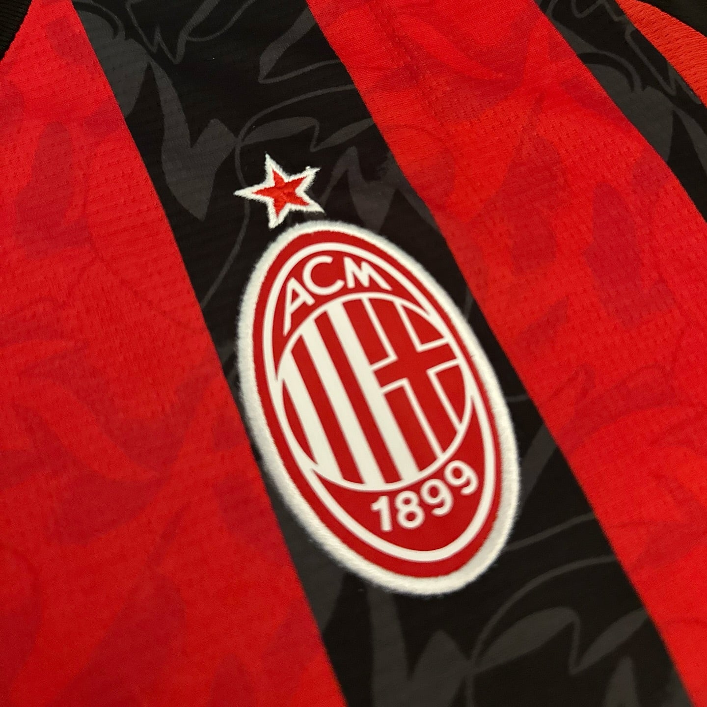 Ac Milan - 25/26 Home - Modrić