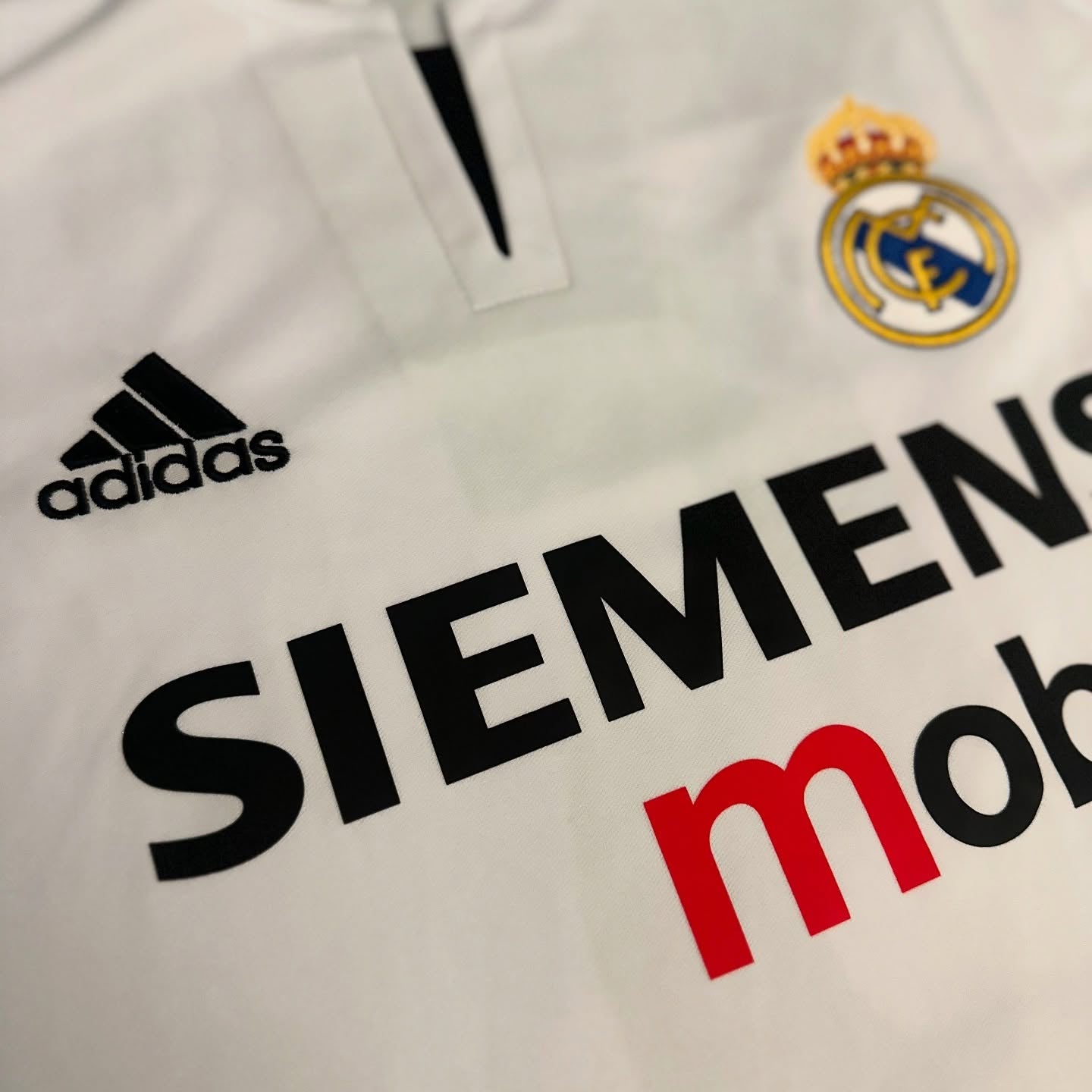 Real Madrid - 03/04 Home UCL Version - Zidane