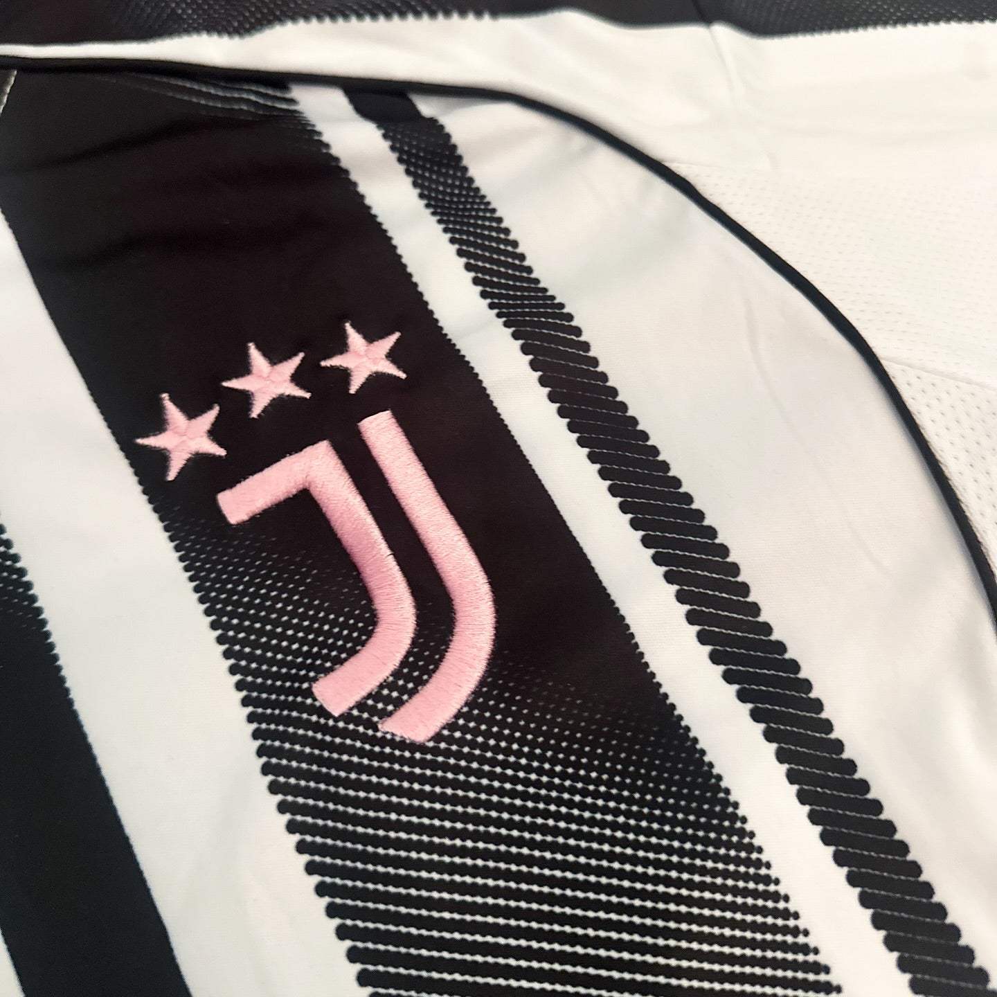 Juventus - 25/26 Home - Jonathan David
