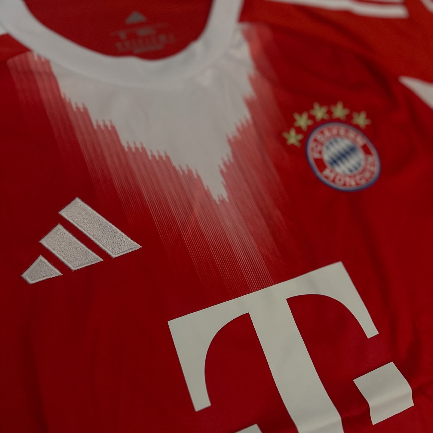 Bayern Munich - 25/26 Home