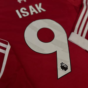 Liverpool FC - 25/26 Home - Isak