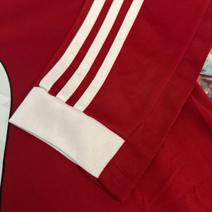 Liverpool FC - 25/26 Home - Isak